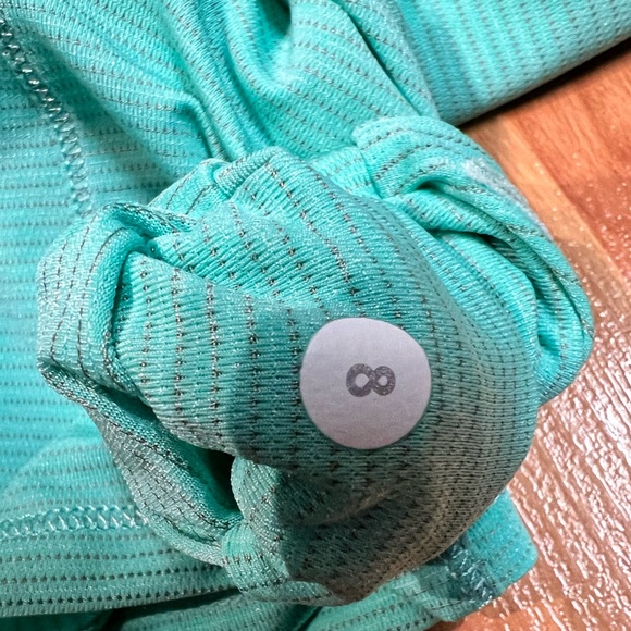 NWOT - Lululemon Run: Wild Short Sleeve Tech (US 8) - Picture 9 of 9